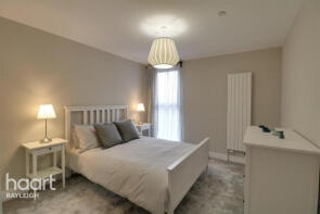 41, Beaumont Court, Victoria Avenue, Southend-on-sea SS2 6EB