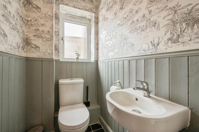 3 bed Semi-Detached for sale Image 7