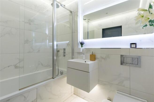 Bathroom - Flat