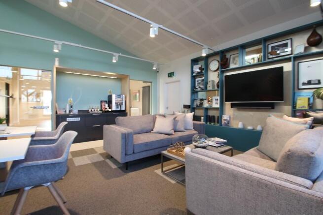 Residents' Lounge 