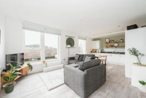 Flat 19, Disraeli House, Breakspear Gardens, Colliers Wood SW19 2FP