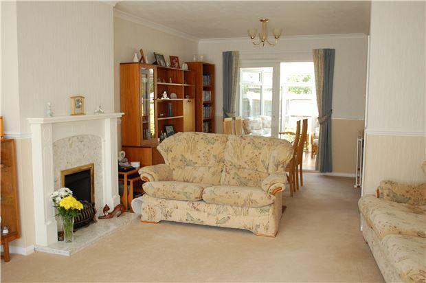 Sitting/Dining Room