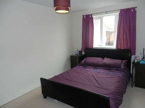 11 Harpers Court Heath Hayes 021 (Custom).JPG