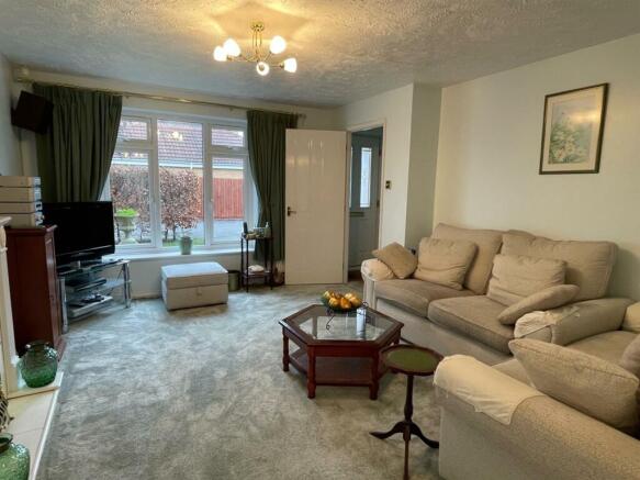 Lounge2.jpg