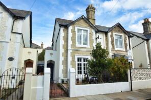 5, Simeon Street, Ryde PO33 1JQ