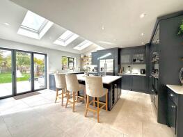 1, Shipton Grove, Old Walcot, Swindon SN3 1BZ