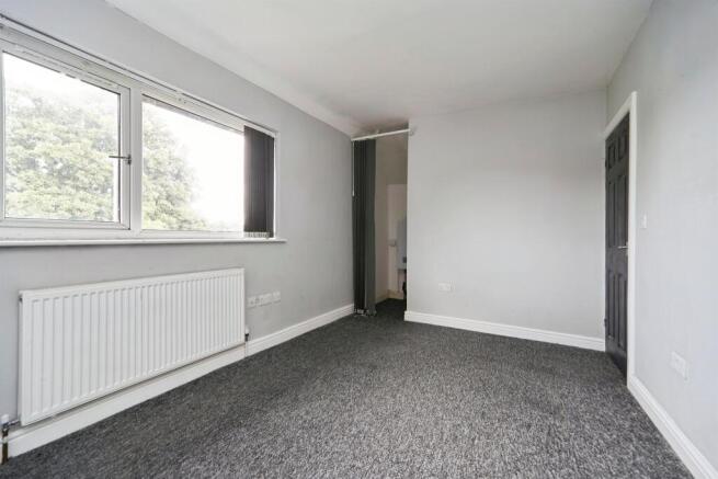 2 bed Semi-Detached for sale Image 10