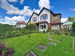 61, Earnsdale Avenue, Darwen BB3 1JR