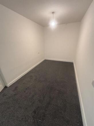 Flat to rent Image 5