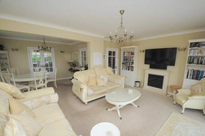 Lounge To Dining