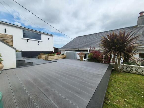 Front Decking
