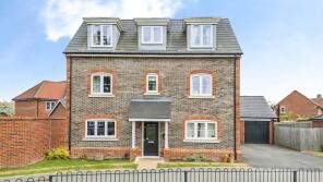 38, Priors Gardens, Reading RG7 1WS
