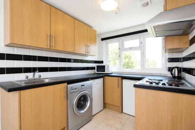 Kitchen - angle 1