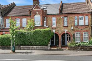 333, Chingford Road, London E17 5AE