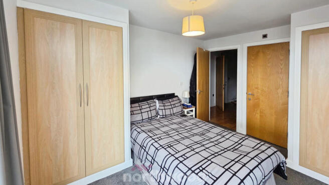 2 bed Flat to rent Image 6
