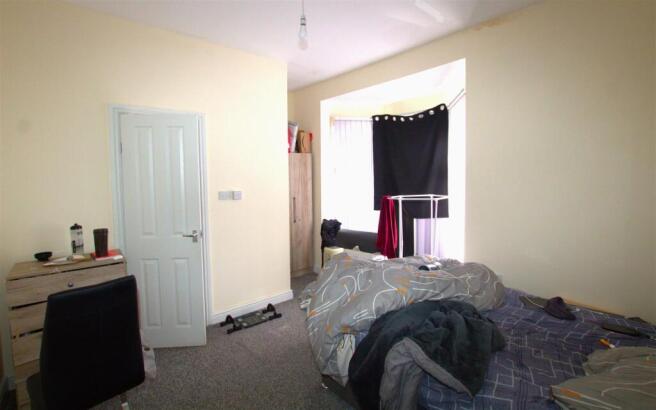 5 bed Terraced for sale Image 12