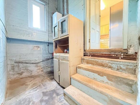 2 bed Terraced for sale Image 7