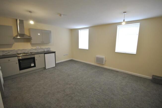 1 bed Apartment to rent Image 4