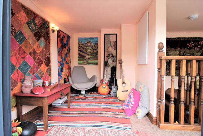 Studio / Office