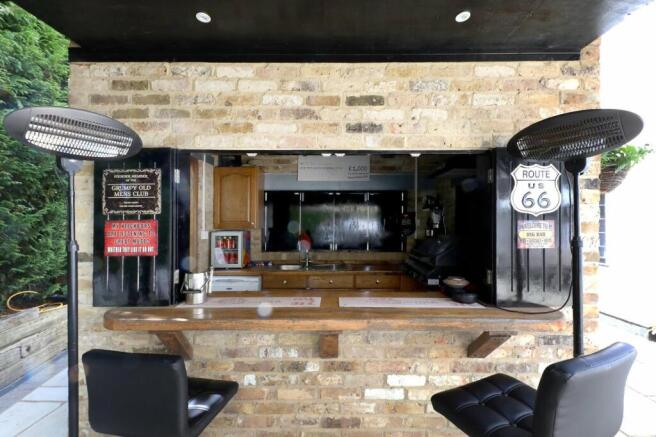 Outdoor Bar