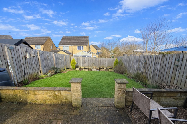 2 bed Semi-Detached for sale Image 8