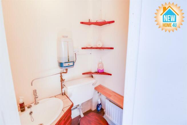 ANNEX TOILET: