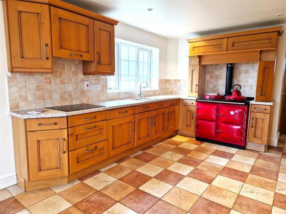 Brook House - KItchen.jpg