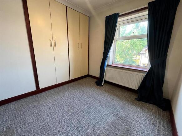 2 bed Terraced for sale Image 8