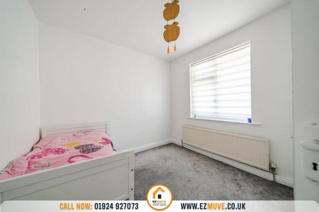 3 bed Terraced for sale Image 11
