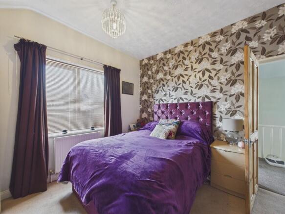 3 bed Semi-Detached for sale Image 11