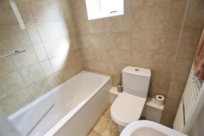 Bathroom.JPG