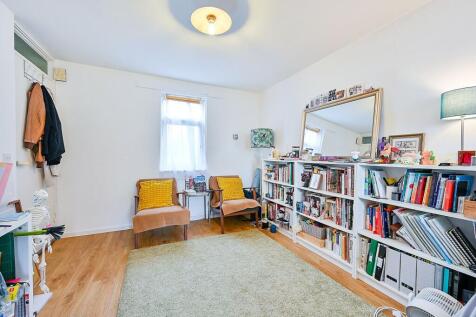 Hanger Vale, Ealing, London, W5