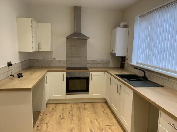 2 bed Terraced for sale Image 5