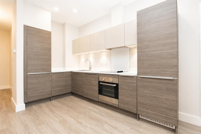 1 bed Flat to rent Image 3