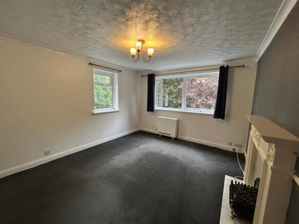 2 bed Flat to rent Image 6