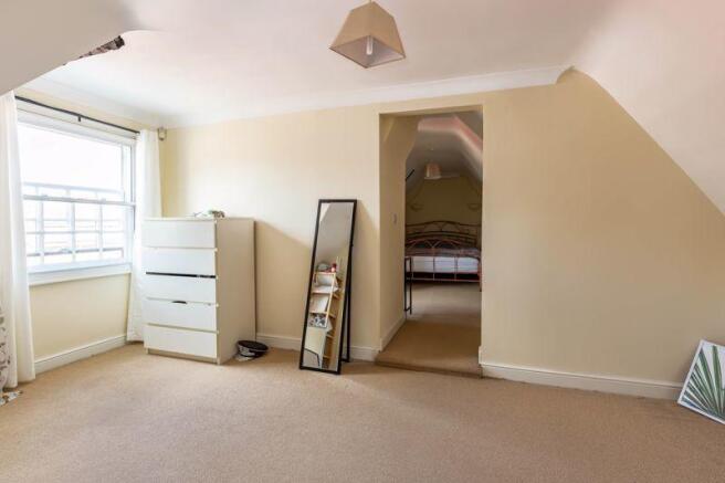 Dressing Area ...