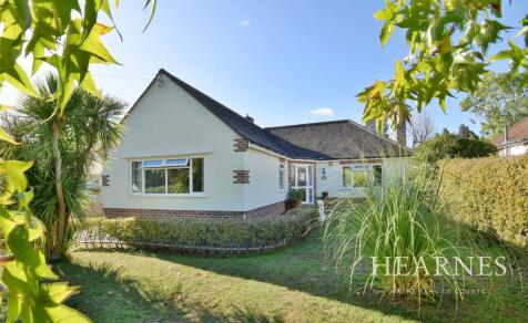 Oak Close, West Parley, Ferndown, BH22