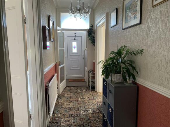 Hallway.jpg
