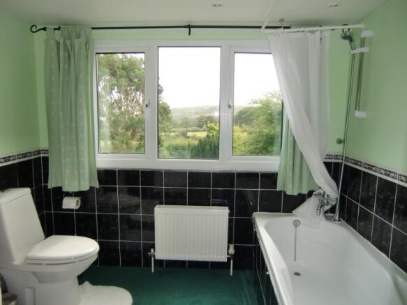 FOR SALE PL15 7SB