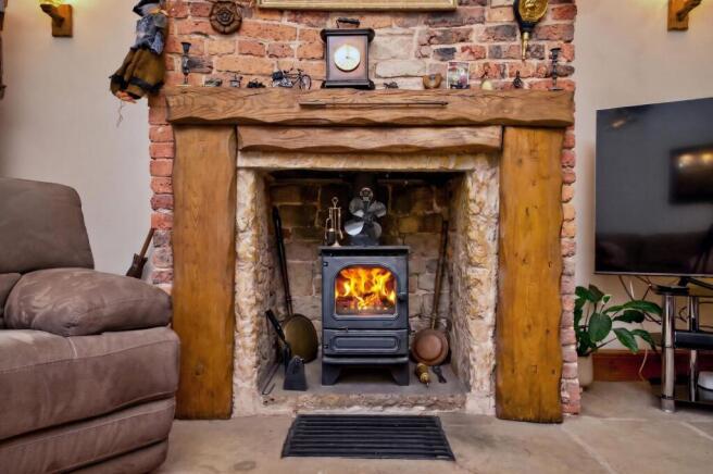 2 bed Cottage for sale Image 8