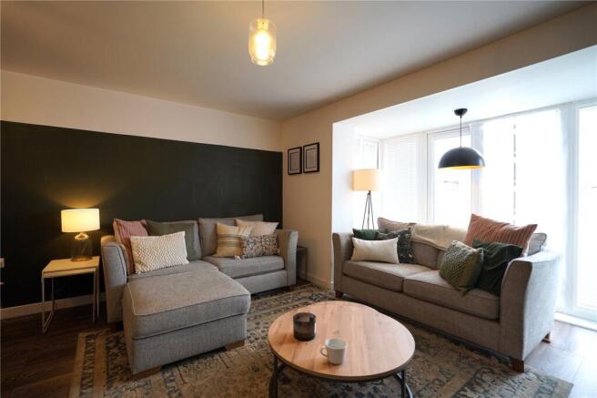 4 bed Semi-Detached for sale Image 5