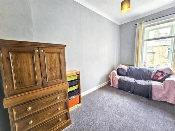 4 bed End of Terrace for sale Image 12