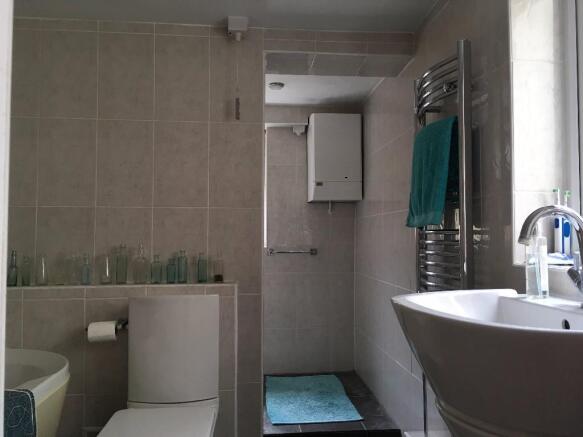 Photo 8