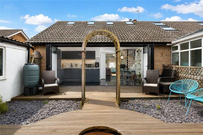 2 bed Bungalow for sale Image 11