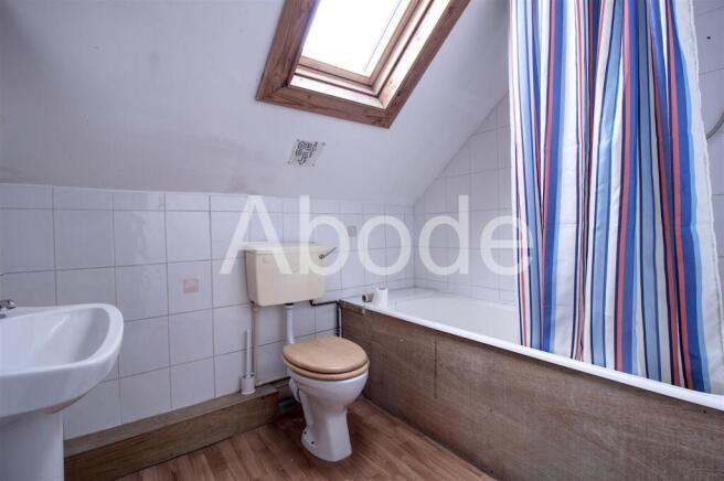 3 bed House to rent Image 7