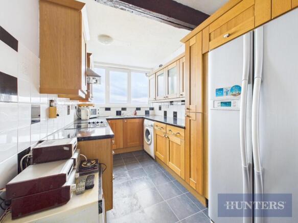2 bed Flat for sale Image 7