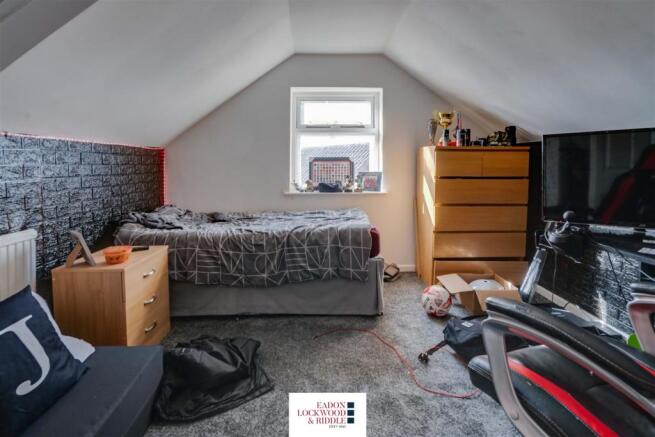 Bedroom 4-2.jpg