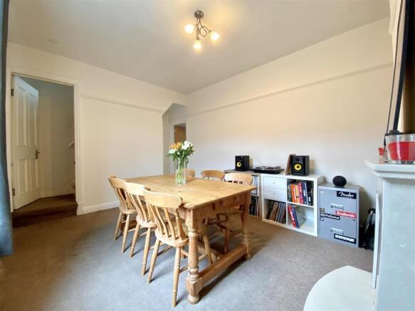 4 bed Terraced for sale Image 5