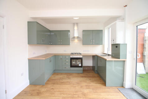 Warley Road, Blackpool, FY2
