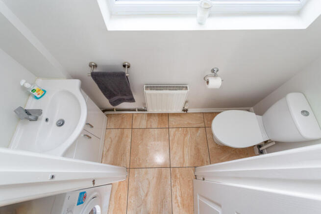 downstairs wc